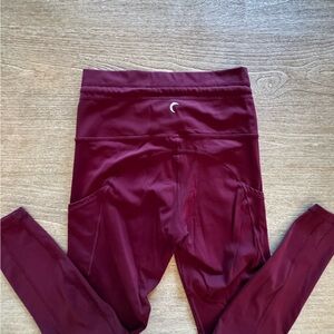 ZYIA Women Burgundy Leggings